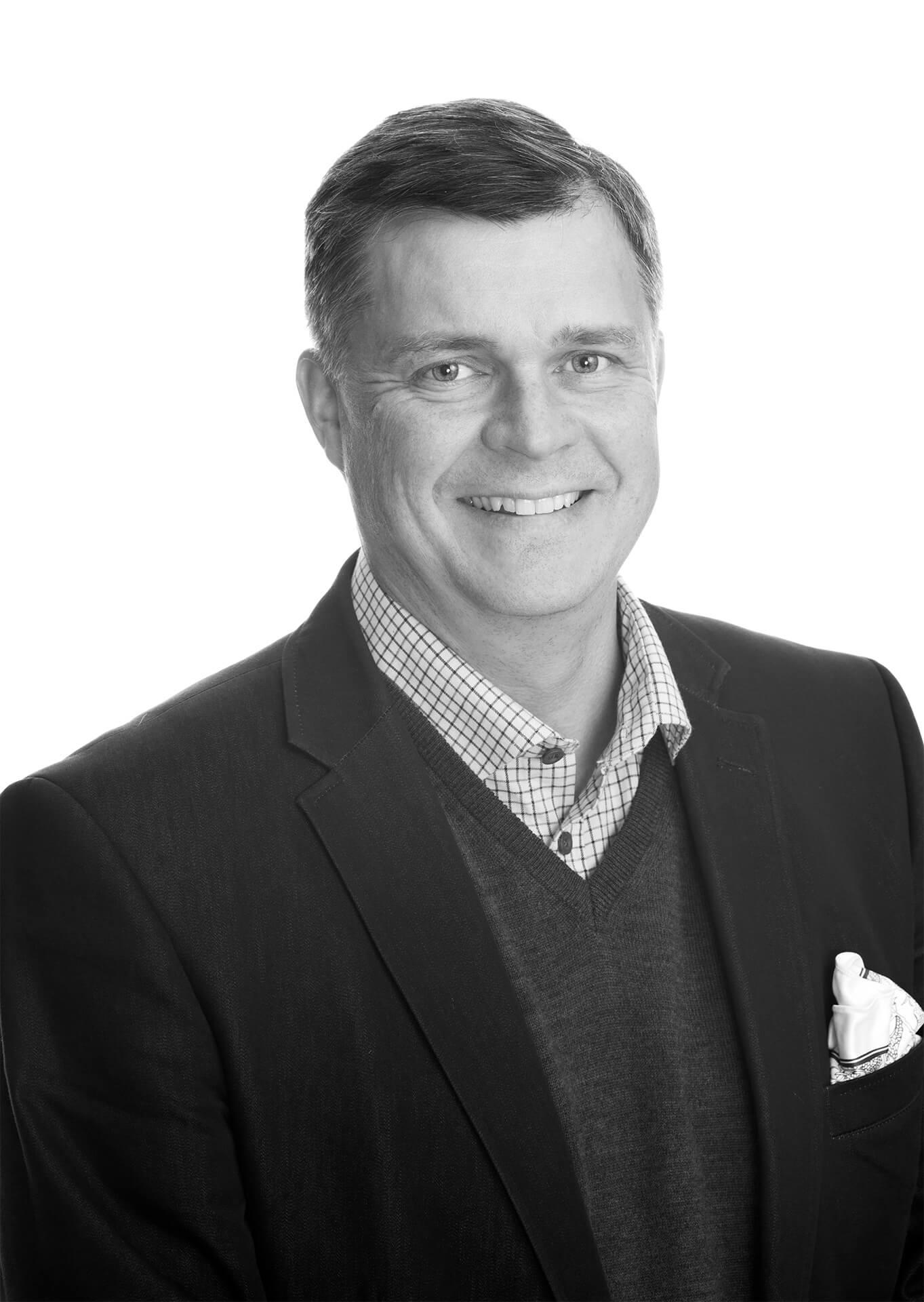 Olli-Pekka Airiola, toimitusjohtaja, Kip Service